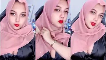 Bokep Hijabers Belahan Payudara Montok Live Stream